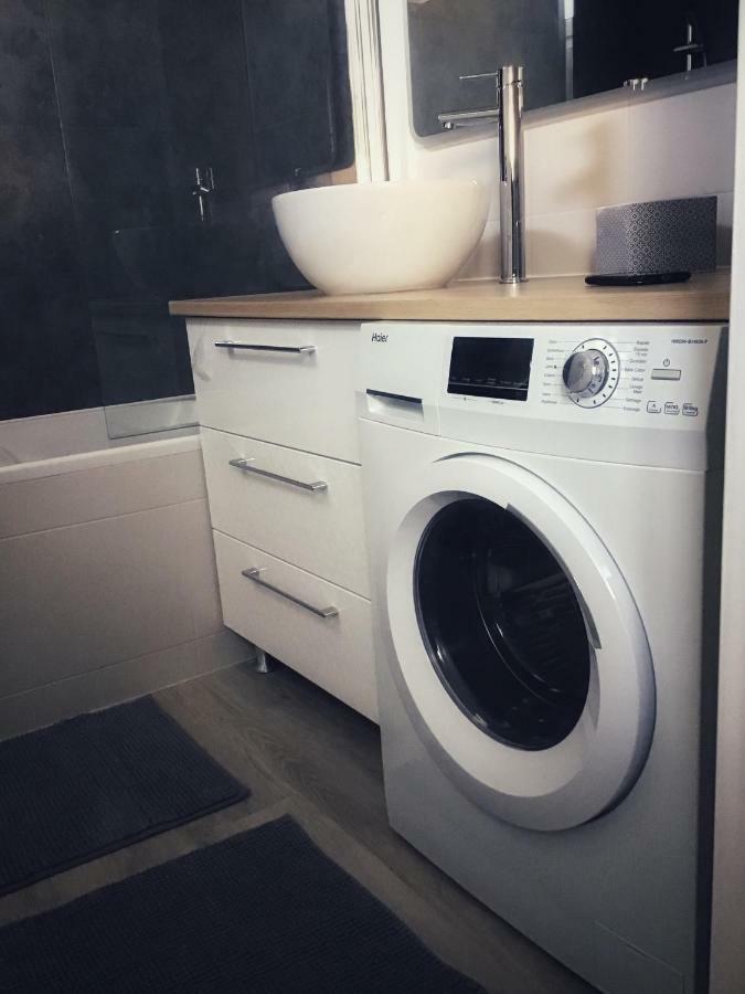 Disneyland Cosy Apartment مونتِفرا المظهر الخارجي الصورة
